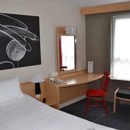 Hotel Ibis Centre Gare Reims