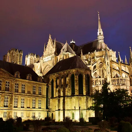 Hotel Centre Erlon 3*