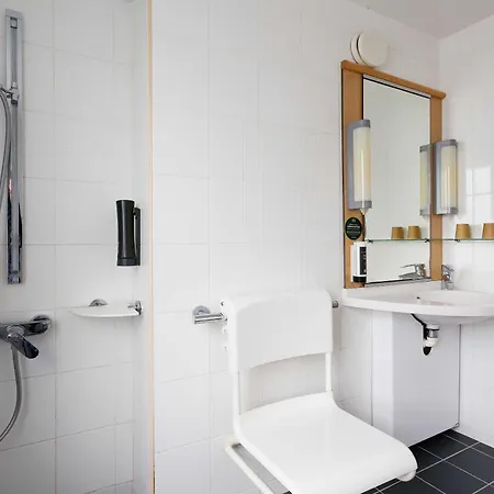 Hotell Centre Erlon 3*