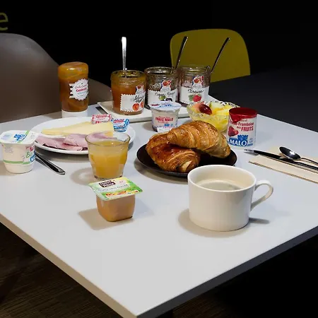 Szálloda Centre Erlon Reims