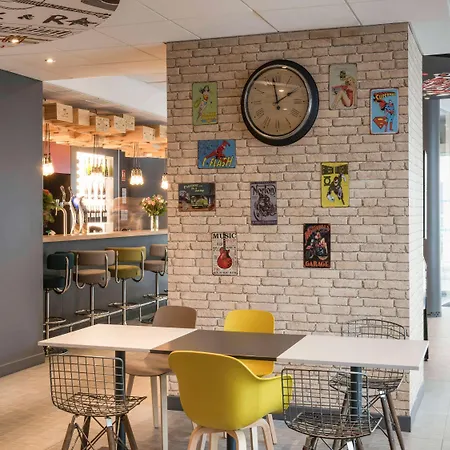 Ibis Centre Gare 3* Reims