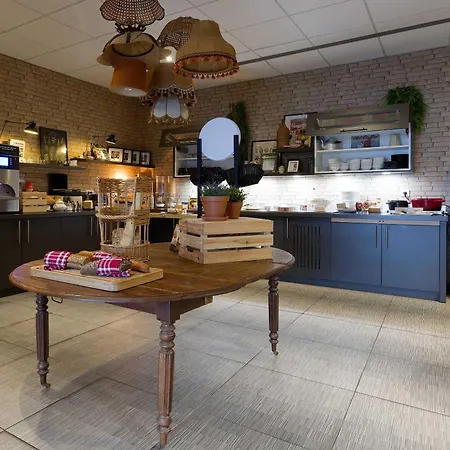 Hotel Ibis Centre Gare Reims