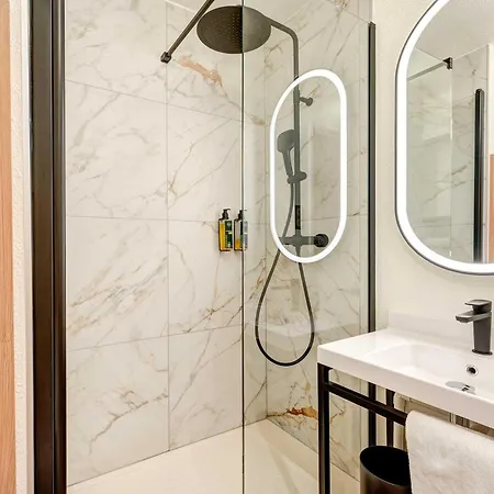 Centre Erlon Hotel 3*