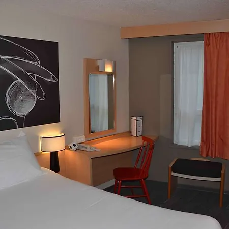 Ibis Centre Gare Reims