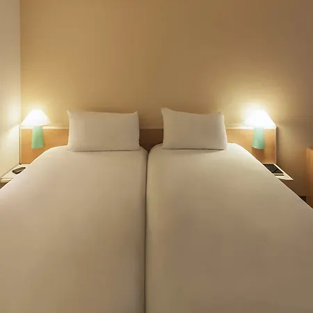 Ibis Centre Gare Reims