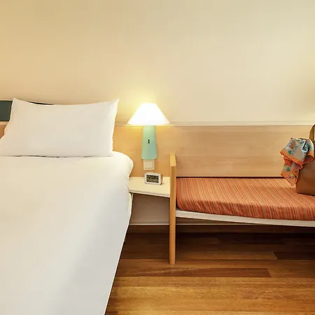 Szálloda Centre Erlon 3*