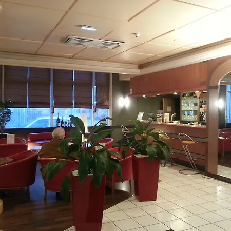 Ibis Centre Gare Hotel Reims